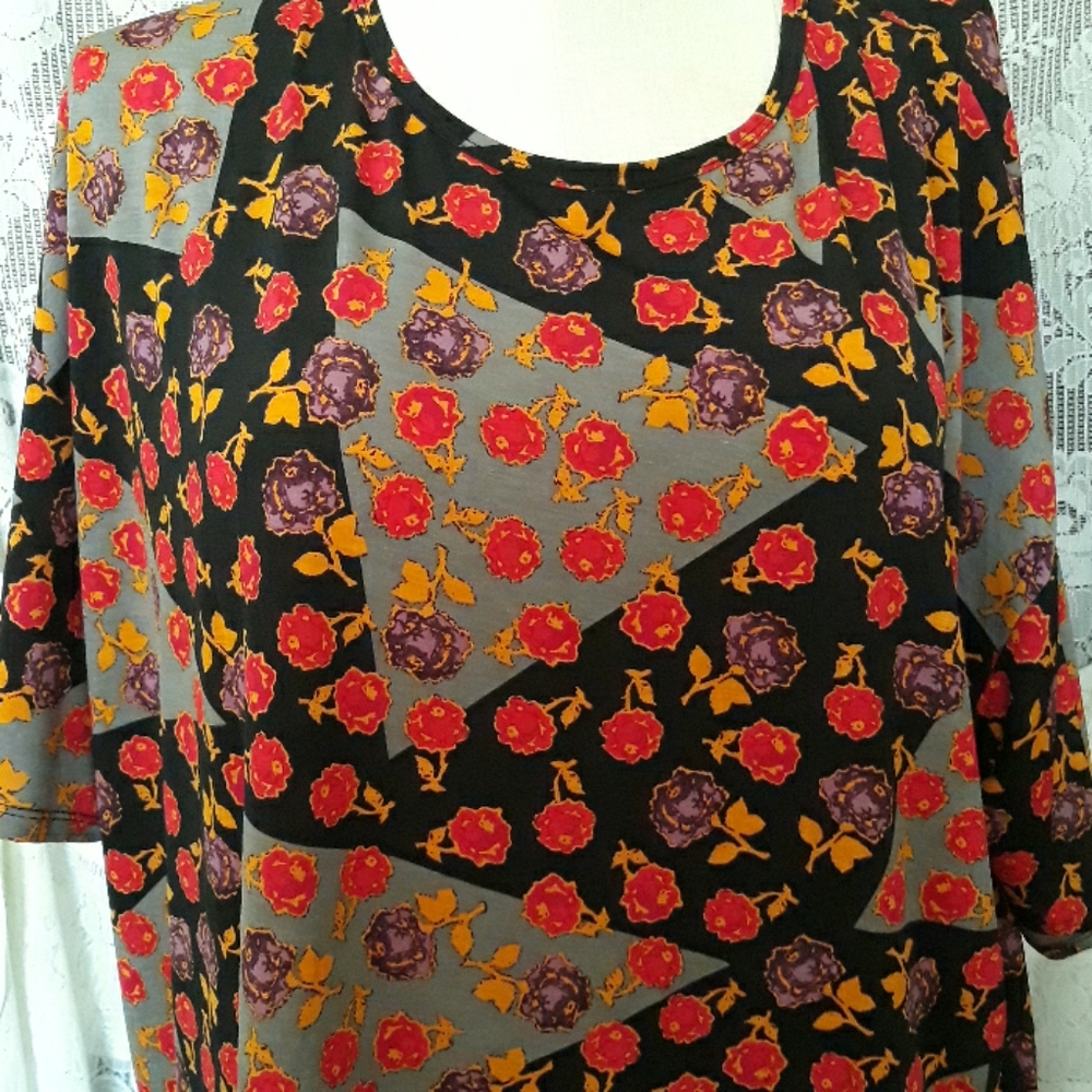 Lularoe floral irma